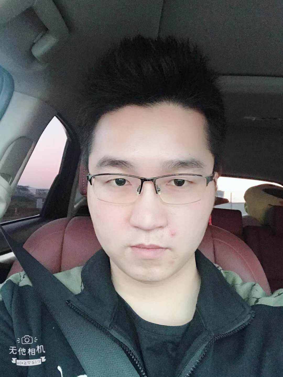 张伟龙